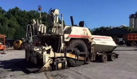 Асфальтоукладчик Terex CR552