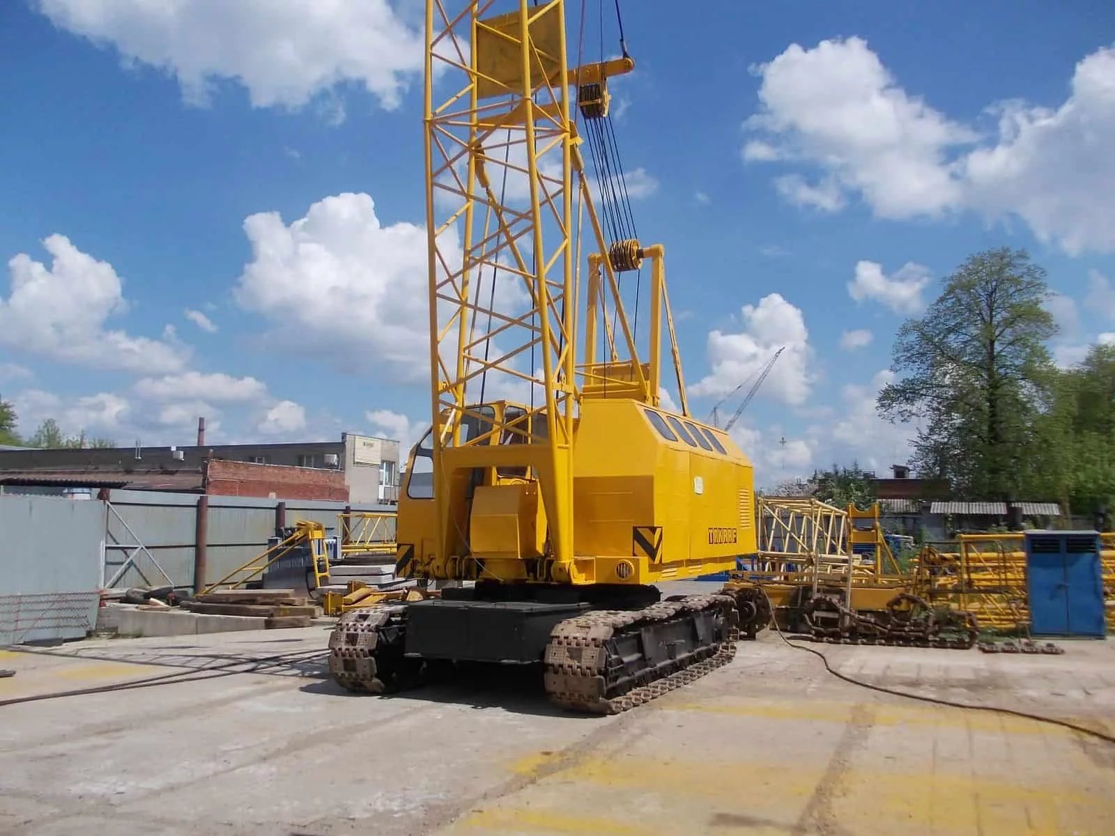 Гусеничный кран Takraf RDK 250