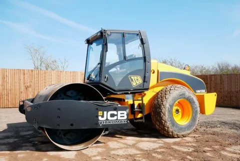Каток JCB Vibromax VM 132D