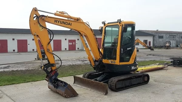 Мини-экскаватор Hyundai R35Z-7