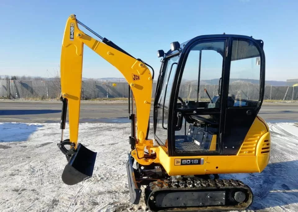 Мини-экскаватор JCB 8018