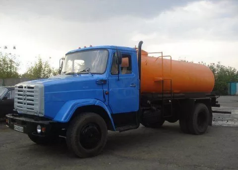 Водовоз ЗИЛ 4333 (130) 7 м3